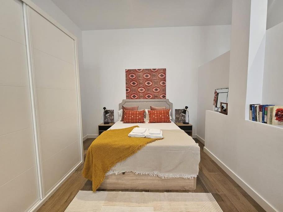 Appartamento The Gabriels Con Terraza Madrid Esterno foto
